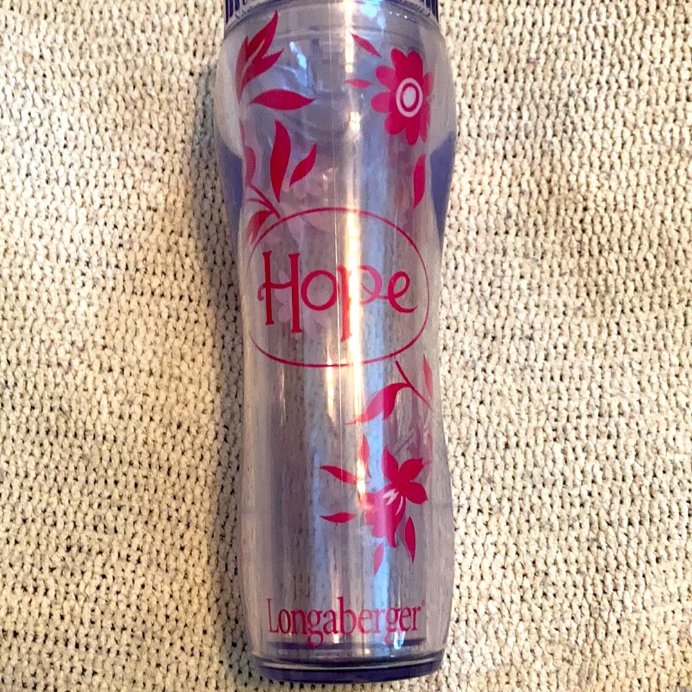 Plastic tumbler with lid